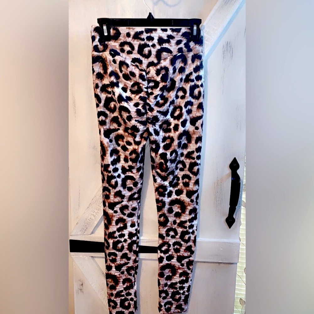 Special one brand workout leggings size M